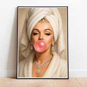 Marilyn Monroe Bubblegum Art, Marilyn Monroe Bubble Gum, Marilyn Monroe Bathroom Art, Marilyn Monroe Toilet Print, Marilyn Poster Print