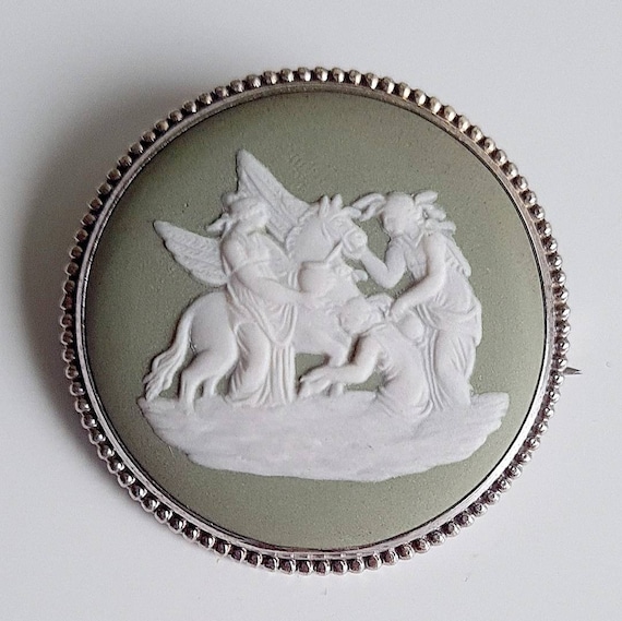 Vintage 1970s Wedgwood Sage Green Sterling Silver… - image 1