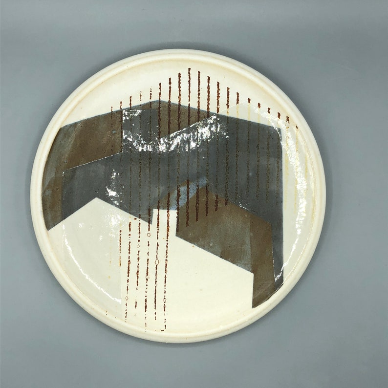 Dinner Plate with Grey and White Houses