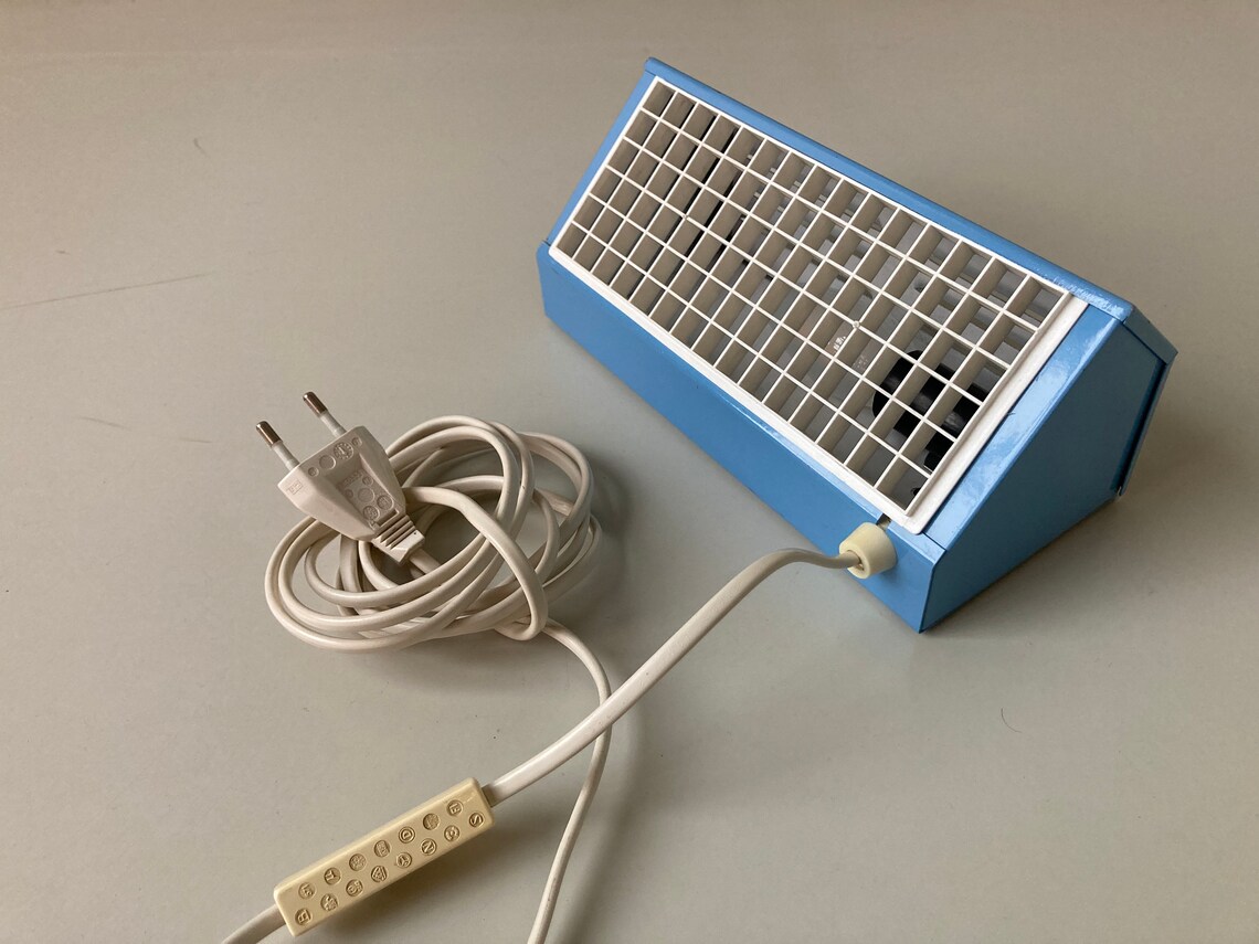 IKEA V204 Blue Wall Light 80
