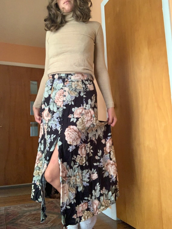 Vintage 90s Express Floral Midi Button Up Skirt - image 1