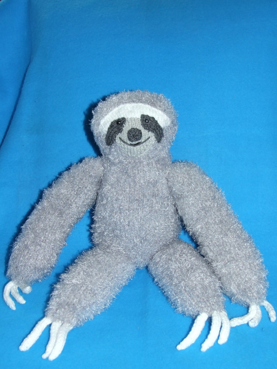 KNITTED SLOTH PATTERN - Etsy