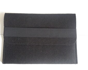 Black felt tablet sleeve