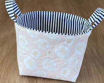 Fabric storage bin with handles