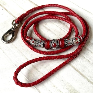 Kangaroo leather show leads discount