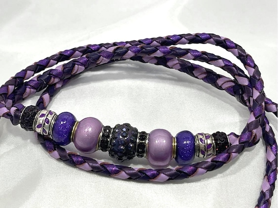 Kangaroo leather top show leads
