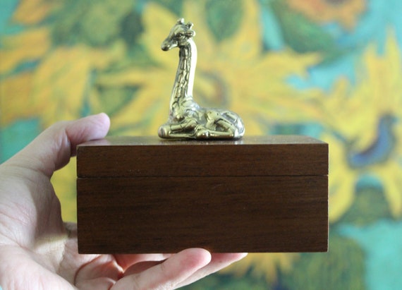 Wood box with Brass Giraffe - image 8