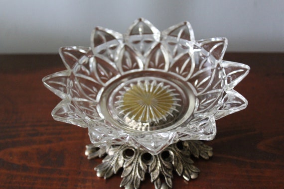 Vintage Candy dish Jewelry Dish on Pedestal - image 6