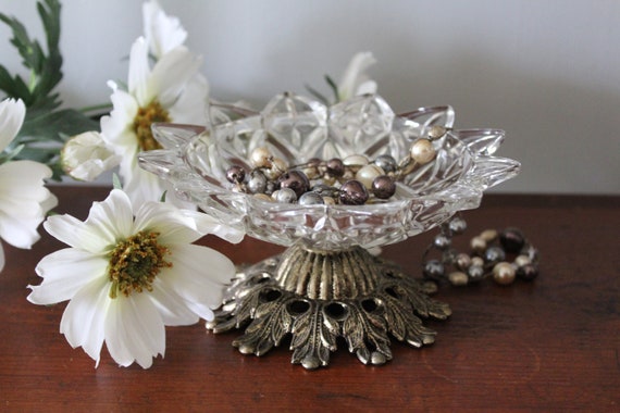 Vintage Candy dish Jewelry Dish on Pedestal - image 3