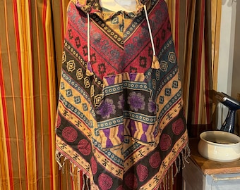 Poncho con capucha para festival: mezcla de lana tejida estilo bohemio unisex