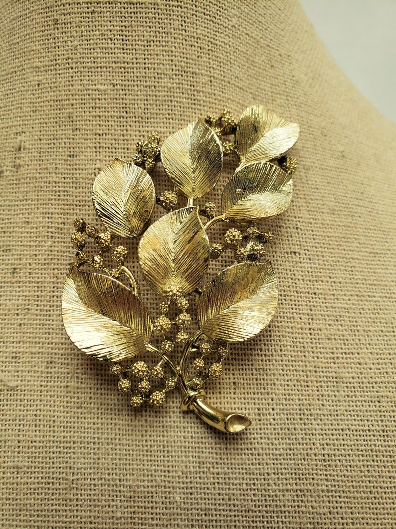 lisner leaf brooch