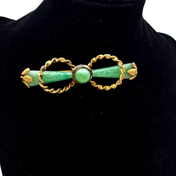 Antique Jadeite Green Stone Bar Pin Gold Tone Bro… - image 2