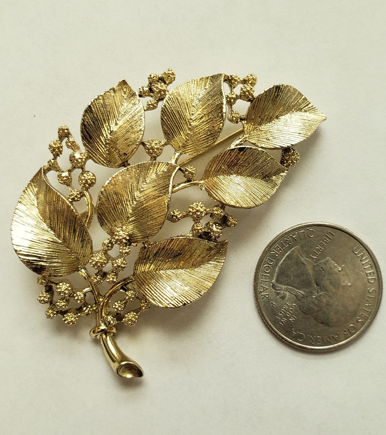 lisner leaf brooch