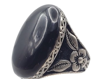 Black Oval Silver Tone Floral Ring Engraved Boho Statement Size 5.5 Chunky Vtg
