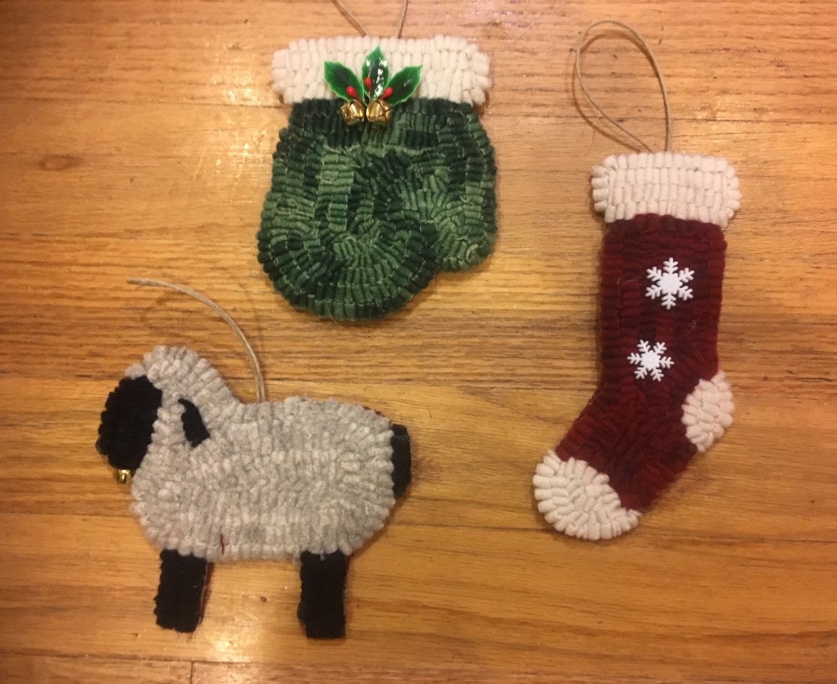 Primitive rug hooking kit hooked Christmas ornaments linen Etsy