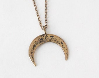 Crescent Moon necklace - Brass