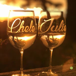 Personalized Wine Glasses, Wedding glasses, Bridesmaid Glasses, Maid of Honor Glasses, Laser engraved wine glasses