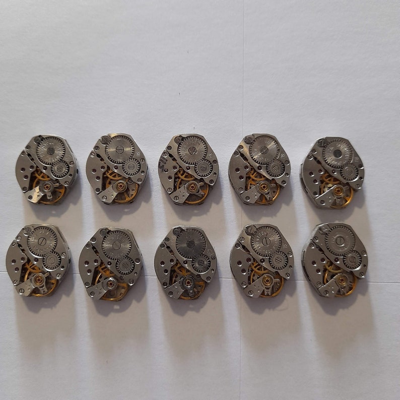 Lot med 10 urverk - 16 mm diamant mekaniskt urverk, Steampunk-tillbehör, Urverk för delar, Antika klockdelar bild 4