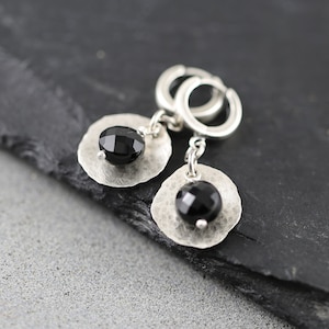 Black onyx earrings, comfortable earrings, 50th birthday gift for women, hammered sterling silver earrings, 2nd anniversary gift