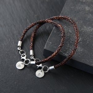 Ensemble de bracelets pour couple, bracelets en cuir assortis, bracelets en argent et en cuir, cadeau du 7e anniversaire pour homme, cadeau de la Saint-Valentin pour lui image 1