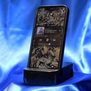 Shungite Cellphone/Tile Stand