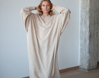 oversized dress, loose fit dress, oversized sweater dress, knitted dress, minimalist dress, casual dress, one size dress, merino wool tunic