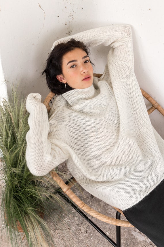 minimalist sweater