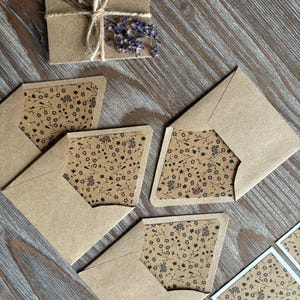 Buste in kraft con righe in miniatura, set di biglietti di auguri, biglietti d'amore romantici, diario di posta indesiderata per amici di penna, lamina blu, cancelleria di classe estetica