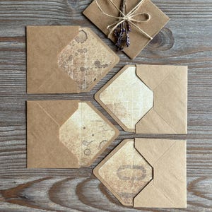 ULTIMO SET. Set per scrivere lettere: buste a righe 3x4", carta da lettere in cotone, stampa geometrica in lamina d'argento, buste kraft, posta ordinaria per amici di penna