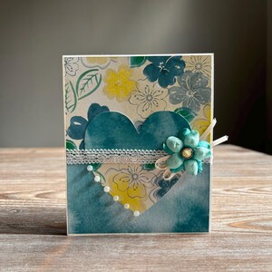 Tarjeta romántica de San Valentín, tarjeta de cumpleaños con forma de corazón, tarjeta de felicitación azul y amarilla, regalo de aniversario de 2 años para novio en una relación a larga distancia