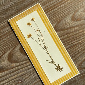 Flores prensadas, Tarjeta floral con flores secas, Tarjeta de felicitación botánica, Arte con flores prensadas de herbario, Regalo para suegra y hermana, Envío postal