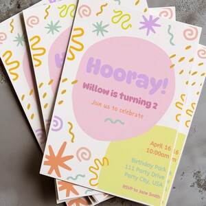 Hourra, invitation colorée de fête d'anniversaire pour enfants, invitation amusante à imprimer, création personnalisée, célébration et création de souvenirs