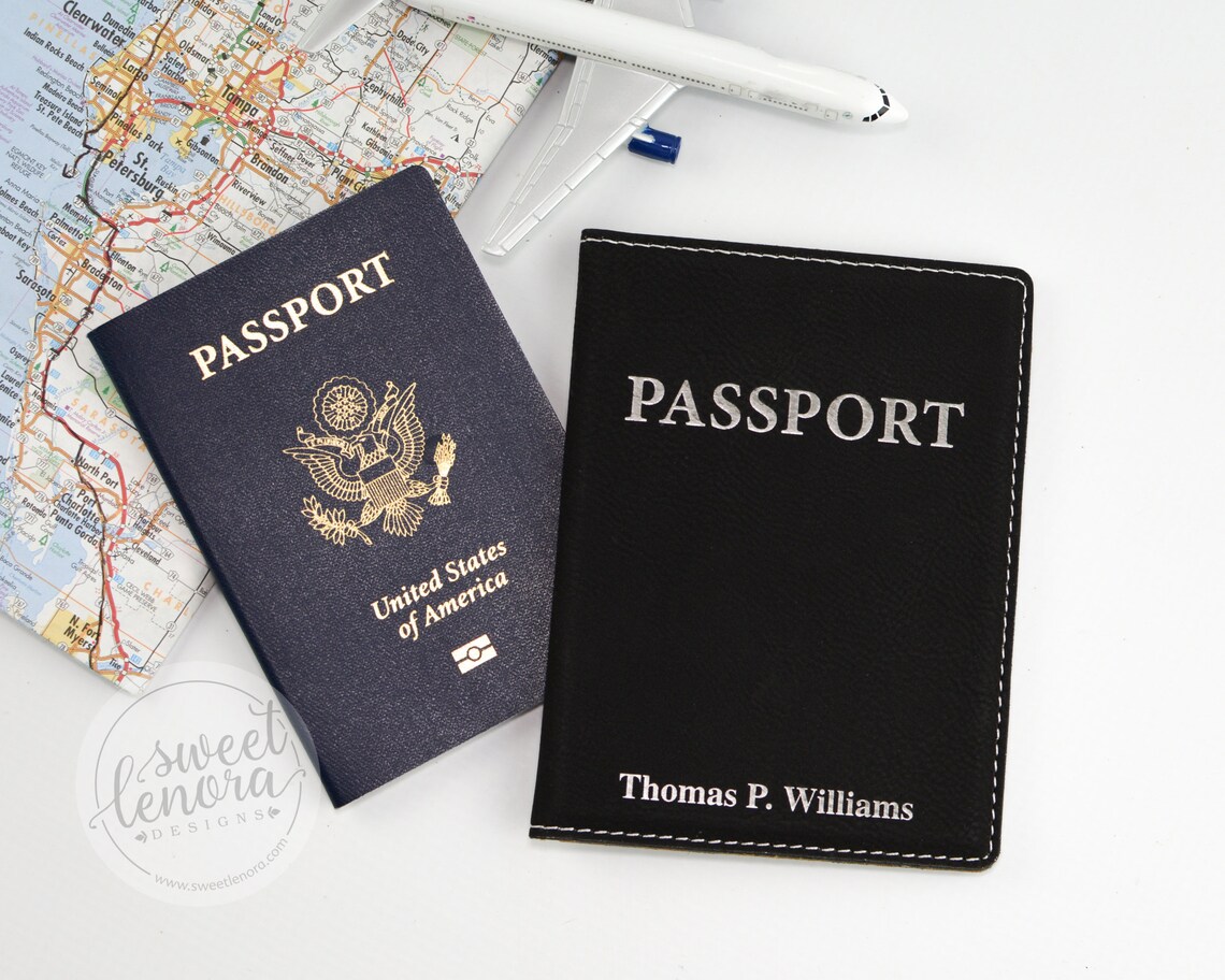 Set Di 4 Copertine Trasparenti Per Passaporto E Documenti - 20x13.5 Cm, PVC Morbido, Protettive