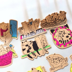 Pegatina divertida de gato mascota, grupo de gatos marrones, gatito súper lindo y acogedor, gato gordo, gato perezoso, gato tonto, vida cotidiana, dibujos animados, música, etiqueta de gato, regalo para amantes de los gatos