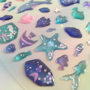 prachtige zee wereld epoxy sticker blauwe schelp kleine vis menigte paarse dolfijn anemoonvis mooie oceaan sticker diy zee sieraden ambacht cadeau