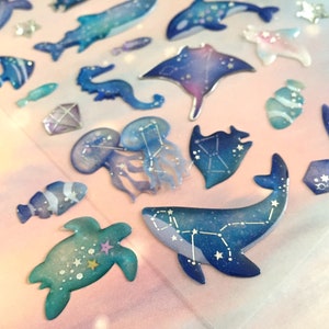 Meer Welt Aufkleber Unterwasserwelt Delfin Schildkröte Rochen Fisch tropische Qualle Seepferdchen Seestern Wal Phantasie tiefblaues Meer Epoxy Sticker Geschenk