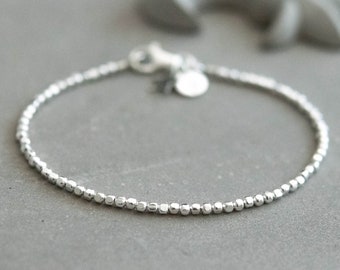 Silber Armband mit eckigen Perlen | Armband für Frauen | Geschenk für Frauen | Sternnugget