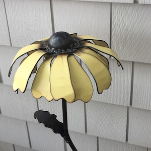 Metal Decorative Reclaimed Rustic Cone Flower