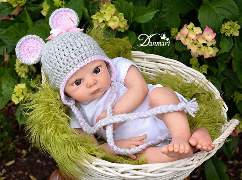 crochet mouse hat