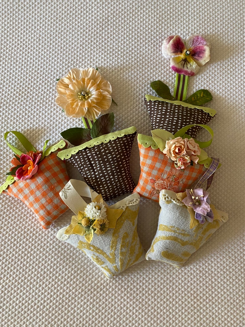 Lavender sachet Flower pot sachet, basket ornament, spring decor, mothers day,girlfriend gift, flower pot . image 3