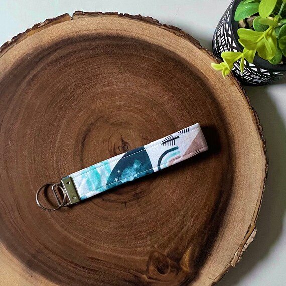 Lazy Daze Fob // Wrist Lanyard