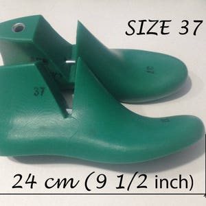 Plastic shoe lasts for felt shoes and slippers for women image 4
