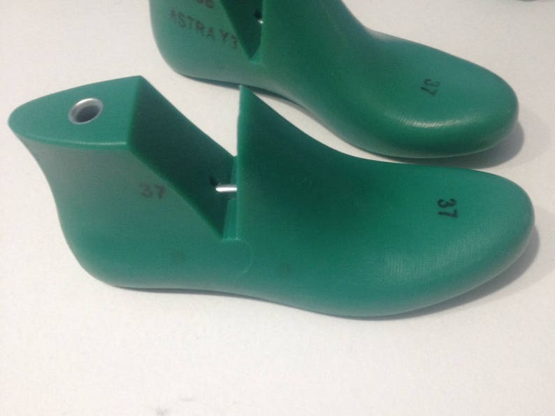 Plastic shoe lasts for felt shoes and slippers for women image 10