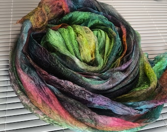 Seda para fieltrar Nuno y arte textil, tela teñida a mano, S61