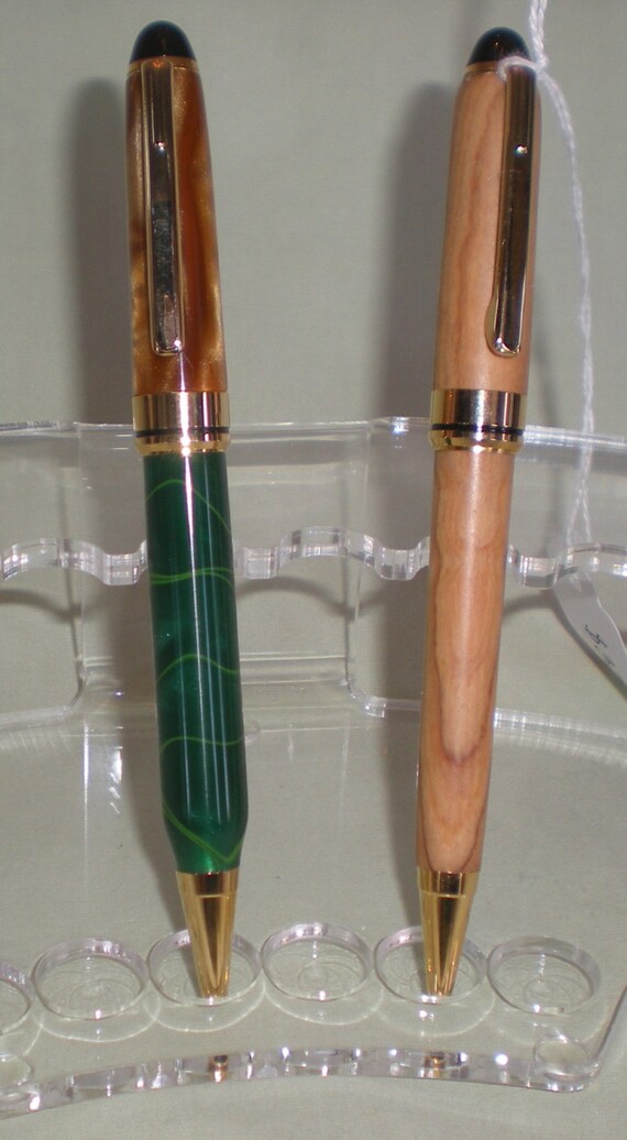 Items similar to Round Top DoubleTwist Pens on Etsy
