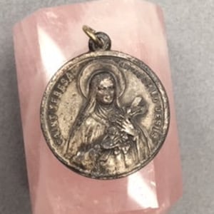 St Teresa Medal The Little Flower Doing Good Carmelite Nun Vintage Catholic Gift