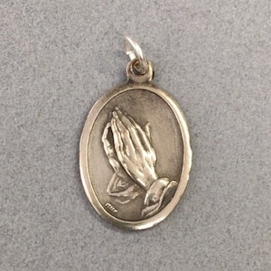 Praying Hands Medal Religious Vintage 12 Step Program Gift