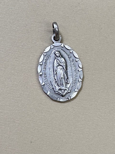 Beautiful Miraculous Medal Virgin Mary Protection Vintage Catholic Gift