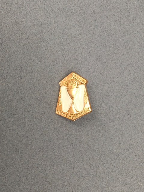 First Communion Brooch First Holy Communion Brooch Souvenir Remembrance Lapel Pin Vintage ...