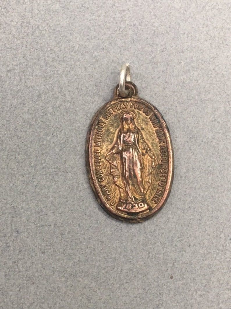Vintage Miraculous Medal Virgin Mary Gold Brass Catholic Gift - Etsy
